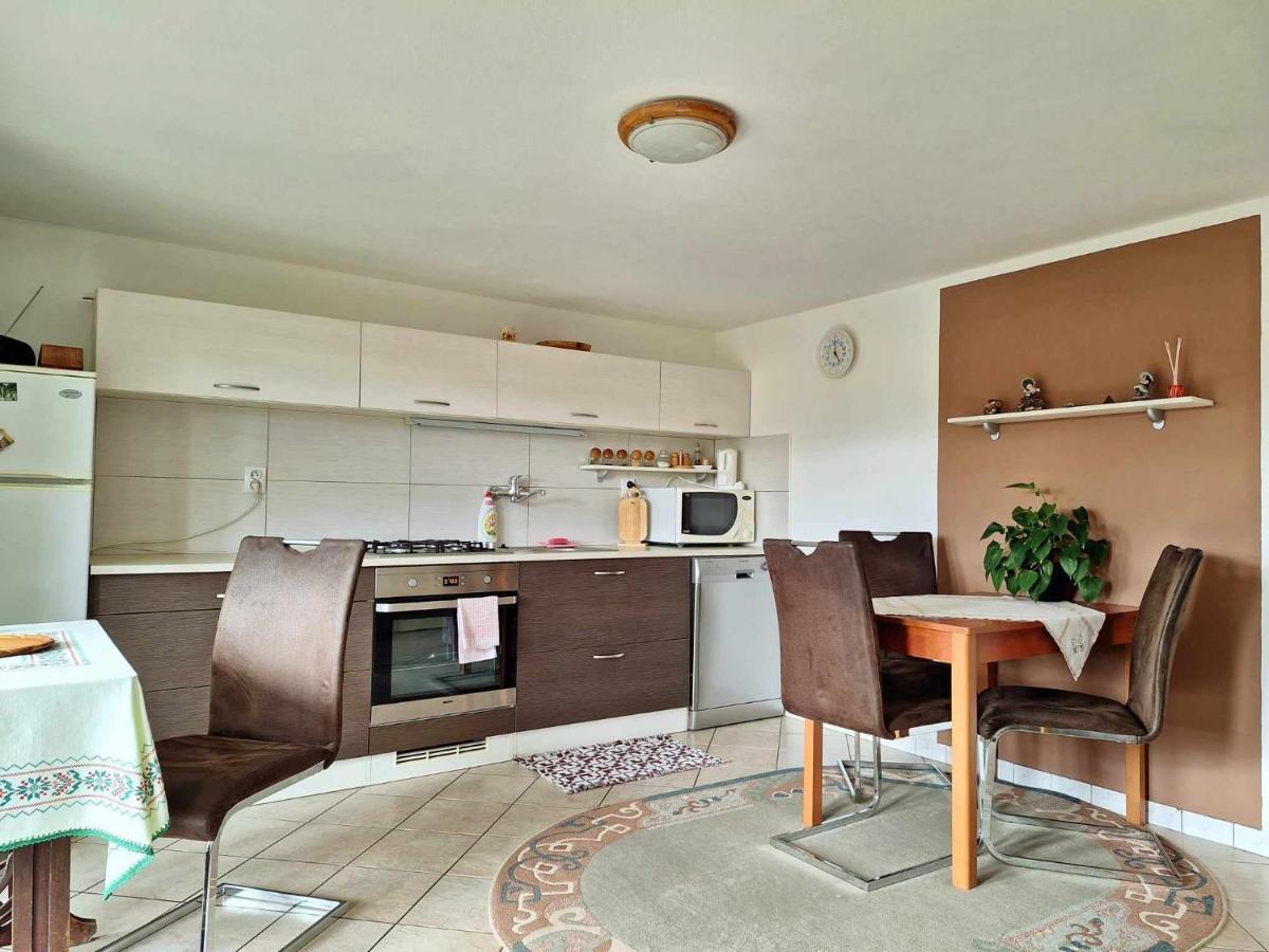 Apartman Pod Maliarkou Vychodna Eksteriør billede